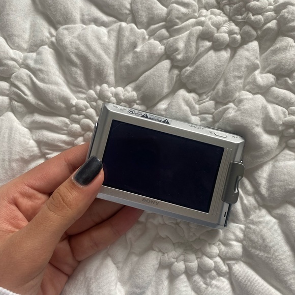 sony cybershot dsc t90 - Picture 3 of 4